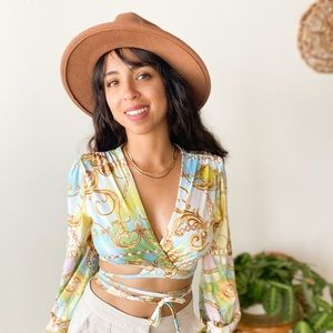 Meet your Posher, Valentina